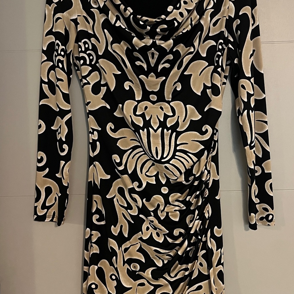 INC International Concepts Black and Cream Long Sleeve Sheath Dress